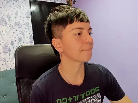  Hannah Hot online show from October 3, 2025, 2:52 am