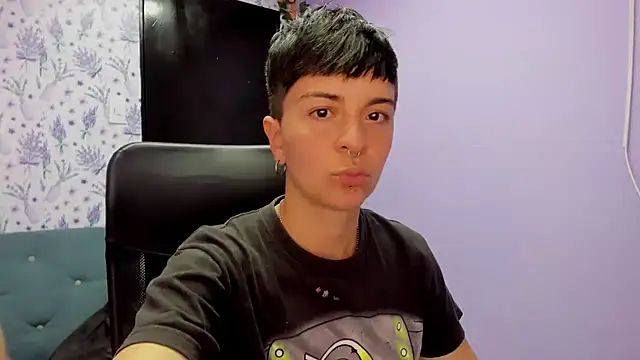  Hannah Hot online show from October 8, 2025, 1:47 am