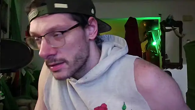 MasterDaddyCool online show from October 20, 2025, 2:01 am