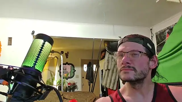 MasterDaddyCool online show from November 2, 2025, 9:06 pm