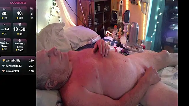 Pussyeat2please online show from April 12, 2026, 2:44 pm