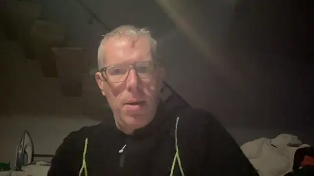 Snapshot of choupipat1 chatting on October 2, 2025, 5:25 am choupipat1 online show from October 2, 2025, 5:25 am