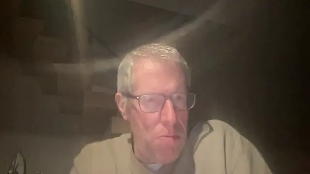 Snapshot of choupipat1 chatting on November 10, 2025, 5:39 am choupipat1 online show from November 10, 2025, 5:39 am