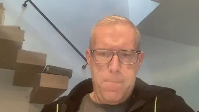 choupipat1 online show from March 4, 2026, 7:25 am