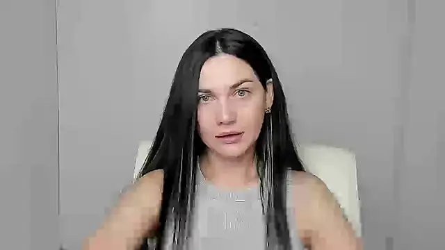 Lune Moon online show from October 11, 2025, 5:39 am