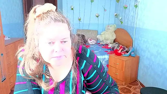 Snapshot of Audrey_Aura chatting on October 22, 2025, 5:19 am Audrey Aura online show from October 22, 2025, 5:19 am