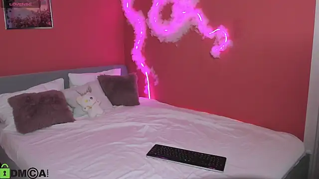 Lisbeth  Salander online show from December 21, 2025, 1:46 am