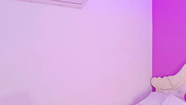 SamantaKane online show from March 28, 2026, 4:01 am