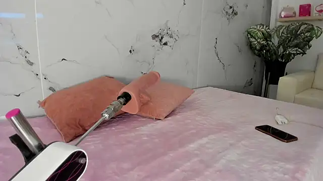 scarlett enjoy1 online show from November 22, 2025, 8:57 am