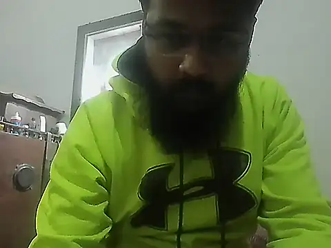 Snapshot of Dollseye chatting on November 13, 2025, 6:29 pm Dollseye online show from November 13, 2025, 6:29 pm