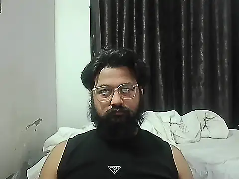 Dollseye online show from April 11, 2026, 6:18 am