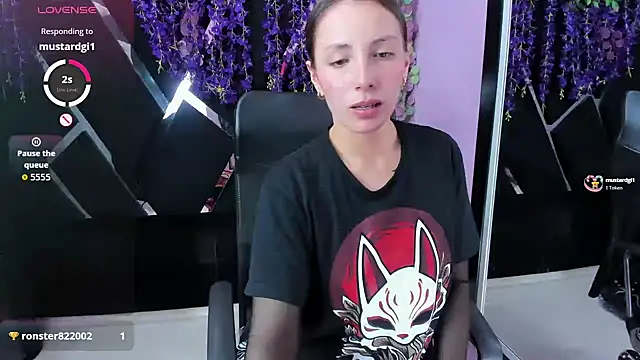 paula miler1 online show from December 17, 2025, 2:23 pm