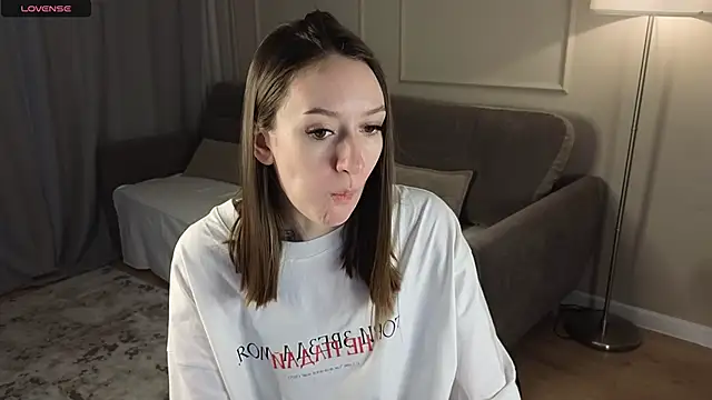 cutienaughtygirl online show from November 22, 2025, 8:35 am