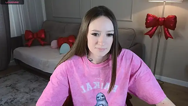 cutienaughtygirl online show from March 17, 2026, 3:22 am