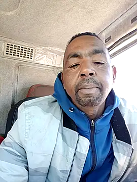 Snapshot of Bob_black chatting on March 28, 2026, 1:43 pm Bob black online show from March 28, 2026, 1:43 pm