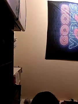 Snapshot of MeTazty294 chatting on September 18, 2025, 3:52 am MeTazty294 online show from September 18, 2025, 3:52 am