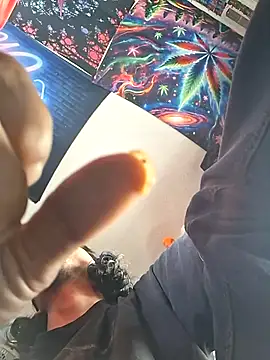 Snapshot of MeTazty294 chatting on November 12, 2025, 8:52 pm MeTazty294 online show from November 12, 2025, 8:52 pm