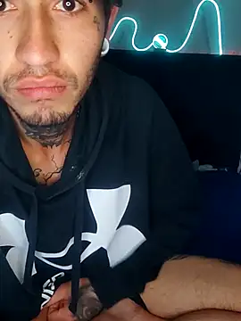 Tattoboy19cm online show from October 2, 2025, 3:57 am