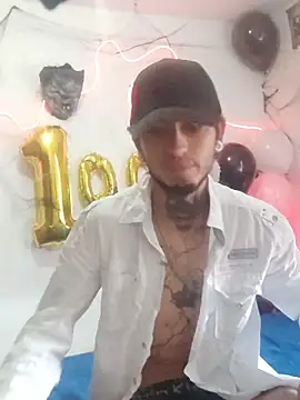 Tattoboy19cm online show from October 23, 2025, 3:11 pm