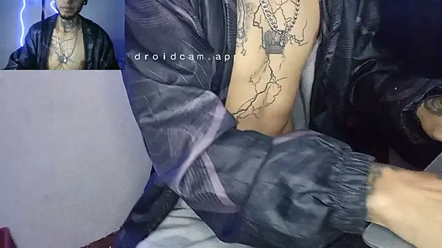 Tattoboy19cm online show from March 26, 2026, 4:40 am