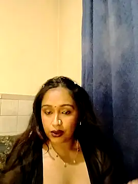 cute indianxo online show from April 14, 2026, 6:25 pm