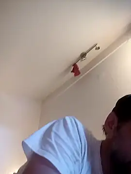 a7ex online show from September 18, 2025, 6:37 am