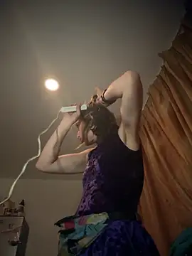 MrsSizzle online show from October 18, 2025, 7:31 am