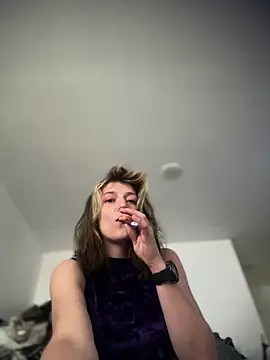 MrsSizzle online show from October 18, 2025, 8:09 pm