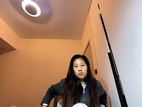 xena0501 online show from October 26, 2025, 2:56 pm