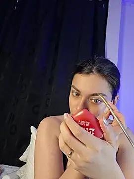 AmaiaSalvatore online show from February 7, 2026, 10:46 pm