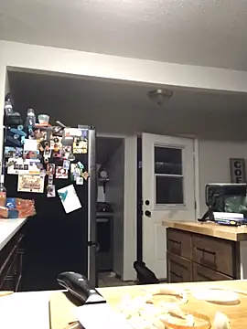 silverbay-456 online show from October 15, 2025, 1:39 am