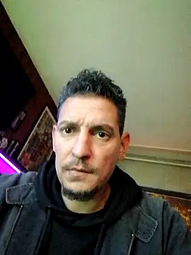 ARTANIS20 online show from September 25, 2025, 1:31 am