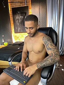 Lucaswatsons online show from September 20, 2025, 9:05 pm