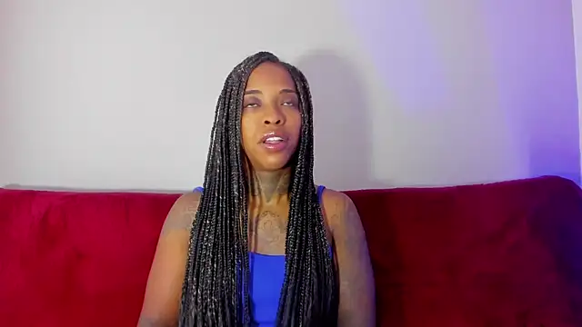 Snapshot of Pauline_Fox chatting on September 20, 2025, 1:06 am Pauline Fox online show from September 20, 2025, 1:06 am
