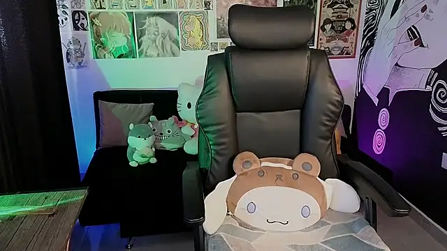 Yuhwan  online show from September 22, 2025, 8:00 pm