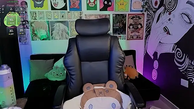 Yuhwan  online show from March 12, 2026, 9:54 pm