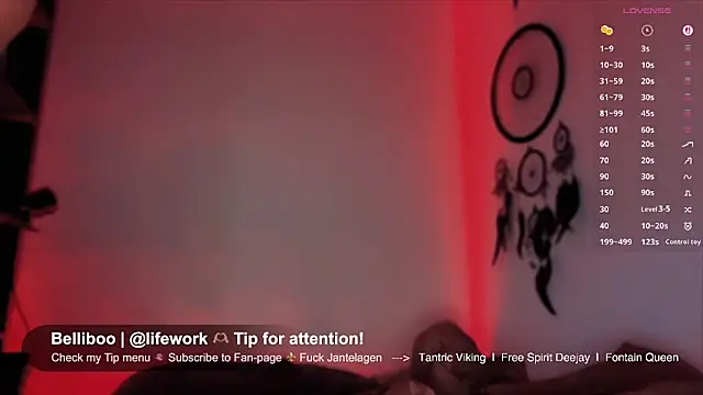 Snapshot of SwingWingWomanSweden chatting on October 21, 2025, 6:25 am SwingWingWomanSweden online show from October 21, 2025, 6:25 am