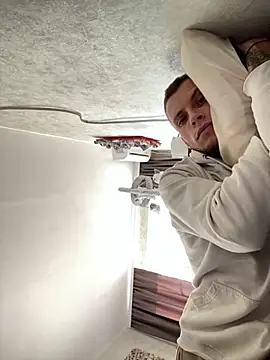 PUER4IK online show from November 1, 2025, 12:40 pm