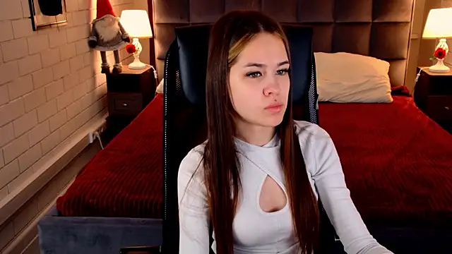 UliaNeer online show from March 14, 2026, 5:13 am