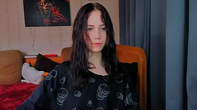 Snapshot of zaebali_ chatting on February 1, 2026, 2:15 pm zaebali online show from February 1, 2026, 2:15 pm