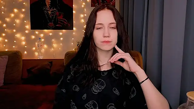 Snapshot of zaebali_ chatting on February 21, 2026, 5:03 pm zaebali online show from February 21, 2026, 5:03 pm