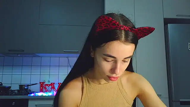 EvaMelnik online show from October 28, 2025, 3:58 pm