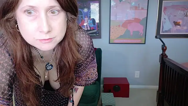 Snapshot of MommyGoddessL chatting on July 2, 2026, 9:21 pm MommyGoddessL online show from July 2, 2026, 9:21 pm