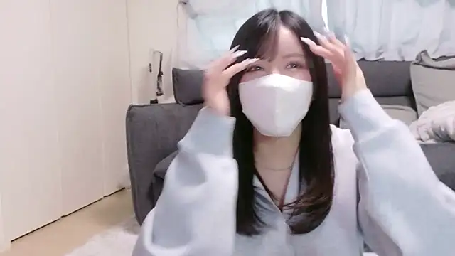 moemilk online show from April 1, 2026, 12:22 am