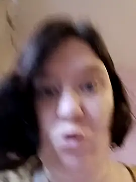 Feuchtekitty92xh online show from November 10, 2025, 7:51 am