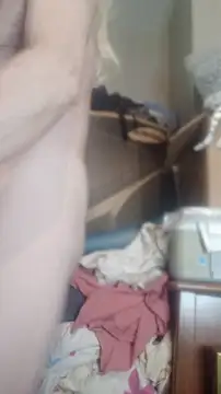 kellyts29 online show from April 15, 2026, 5:36 am