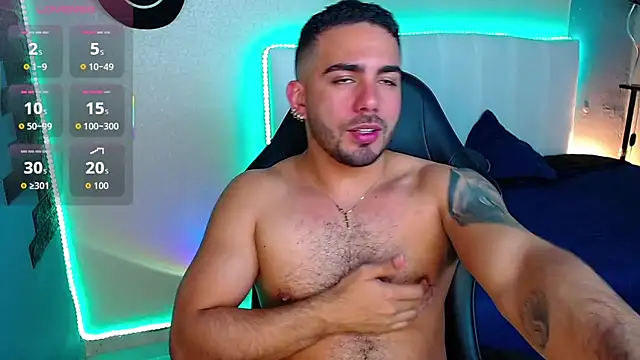 Snapshot of adamhairy chatting on June 24, 2026, 7:35 pm adamhairy online show from June 24, 2026, 7:35 pm