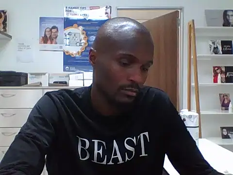 TPNUTS online show from October 1, 2025, 11:49 am