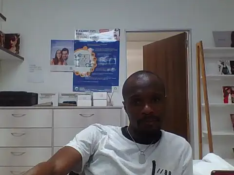 TPNUTS online show from October 7, 2025, 11:18 am