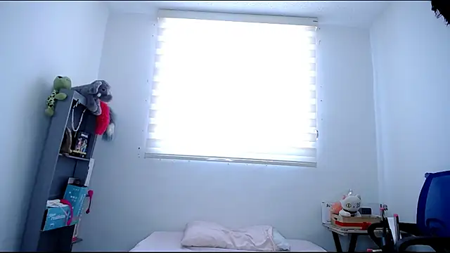 Snapshot of lucky_stricke chatting on September 24, 2025, 8:12 pm lucky stricke online show from September 24, 2025, 8:12 pm